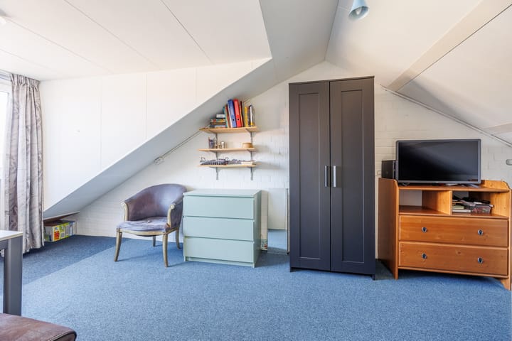 Photo 47 of Malvert 5322