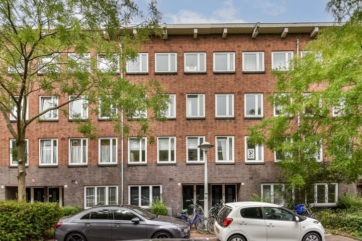 Photo 2 of Cabralstraat 16-3