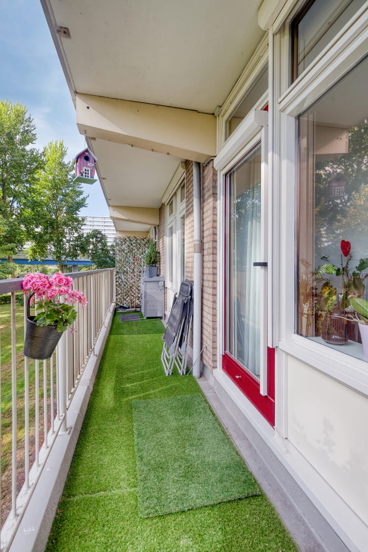 Photo 2 of Merellaan 12