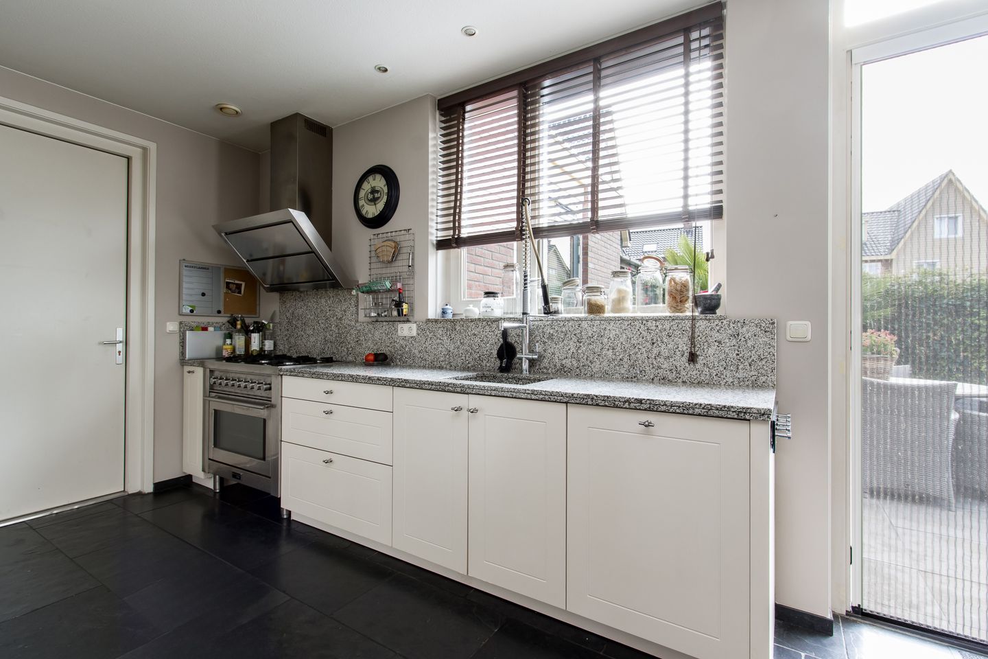 Foto 14 van Burgemeester van Randwijckstraat 35