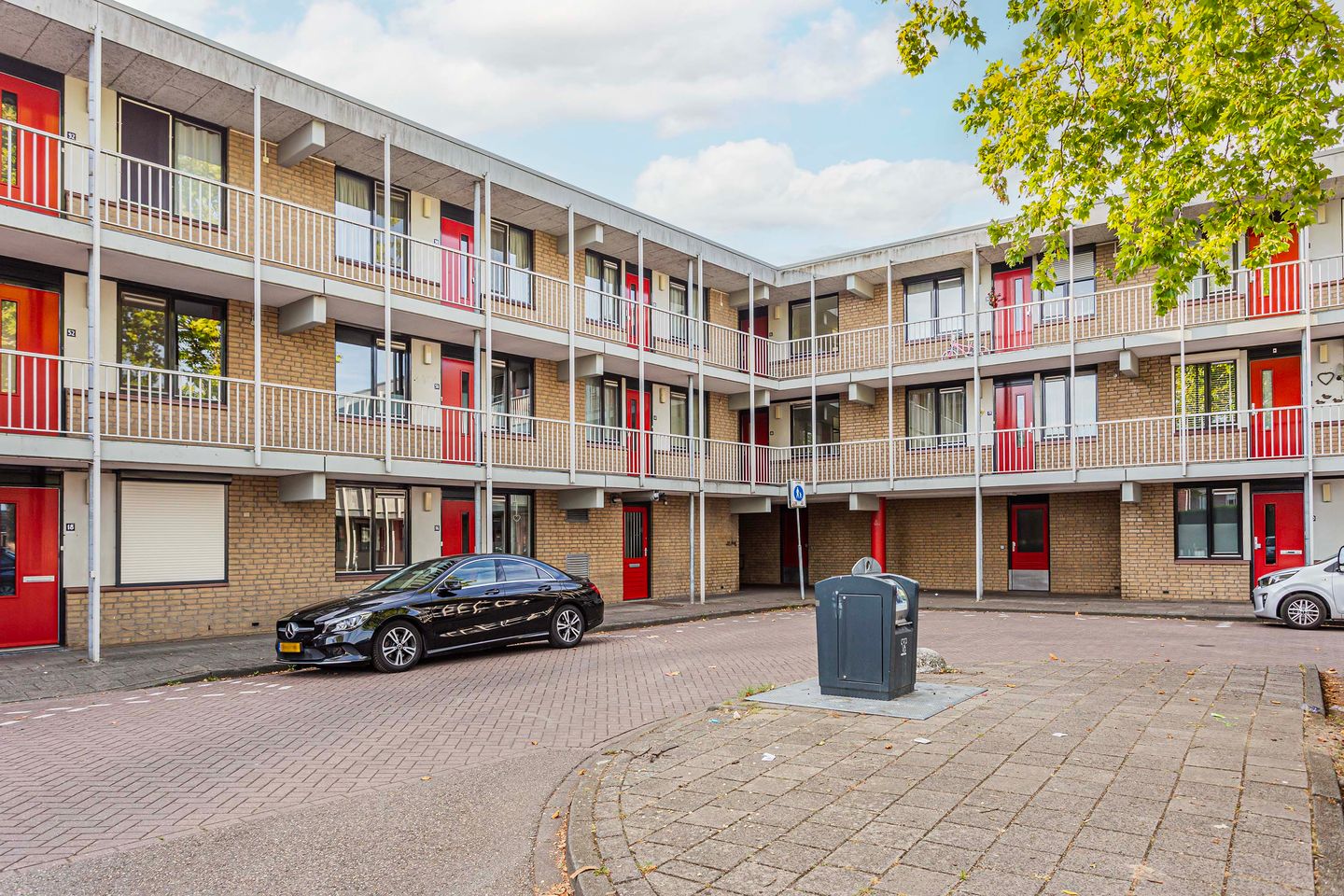 Foto 29 van Suze Groenewegstraat 46