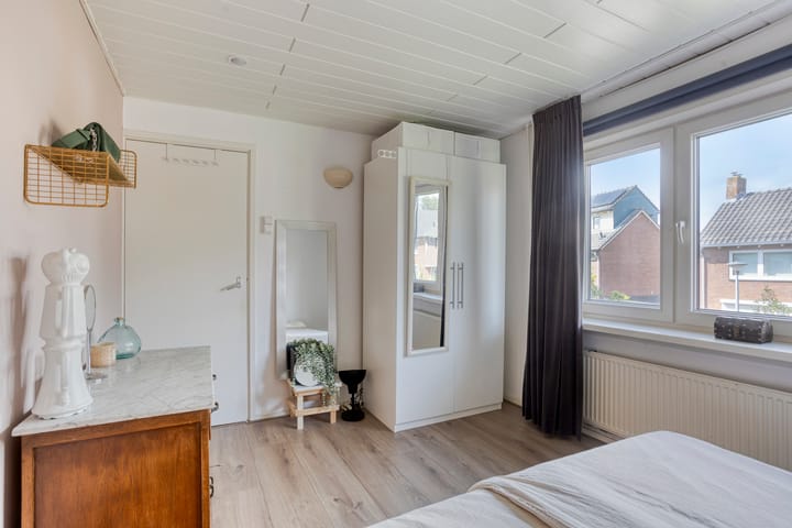 Photo 24 of Prins Frederik Hendrikstraat 18