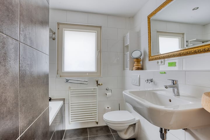 Photo 30 of Prins Frederik Hendrikstraat 18