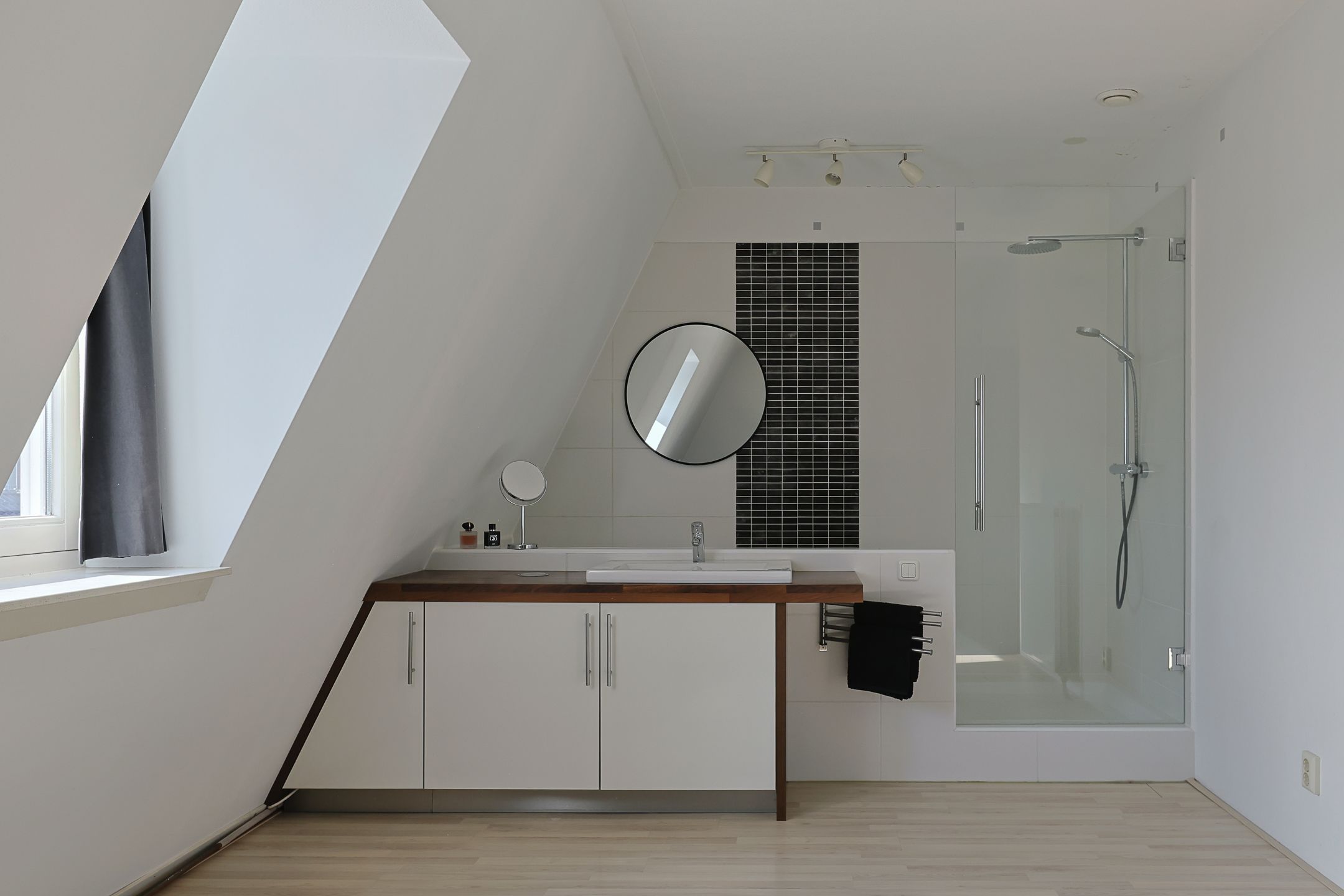 Foto 27 van Hooftstraat 71-K