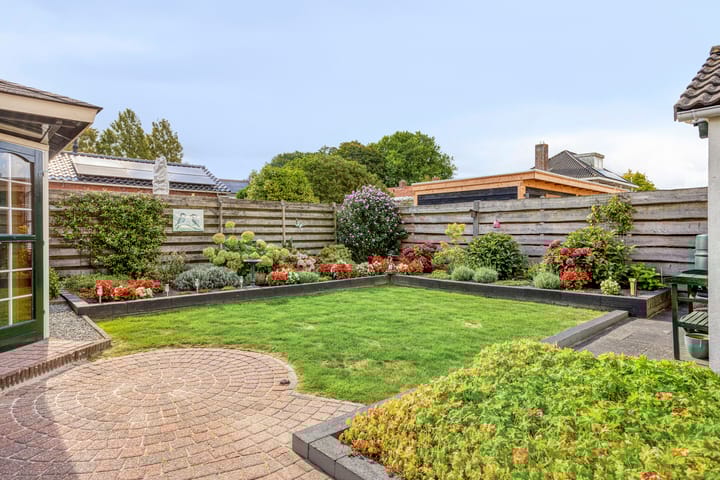 Foto 35 van M. Hardenbergstraat 10