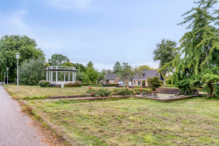 Foto 43 van M. Hardenbergstraat 10