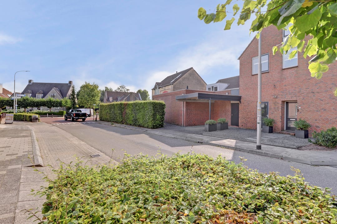 Photo 37 of Achterstraat 1