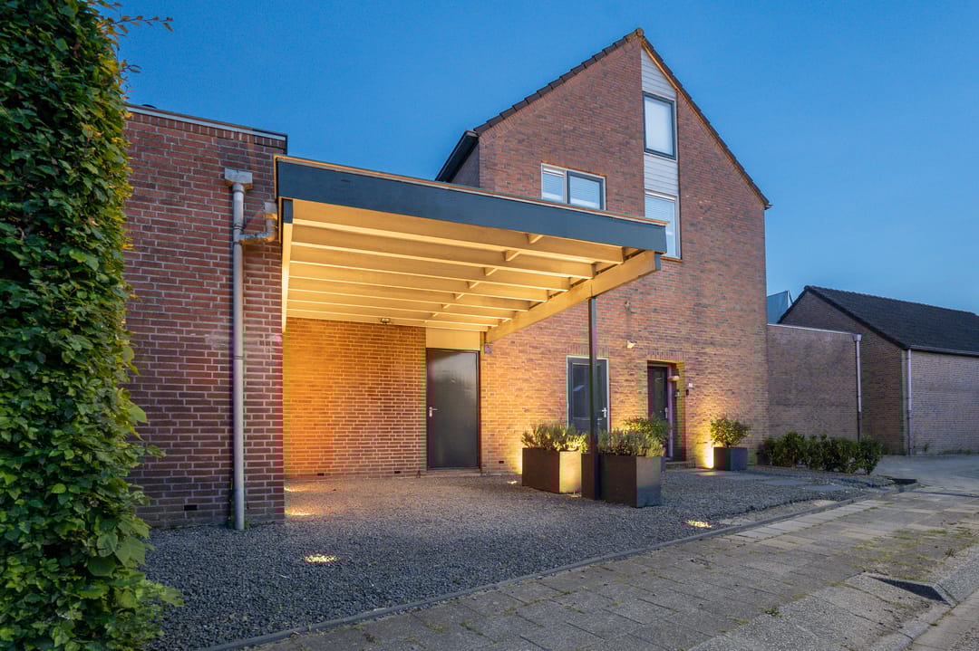 Photo 41 of Achterstraat 1