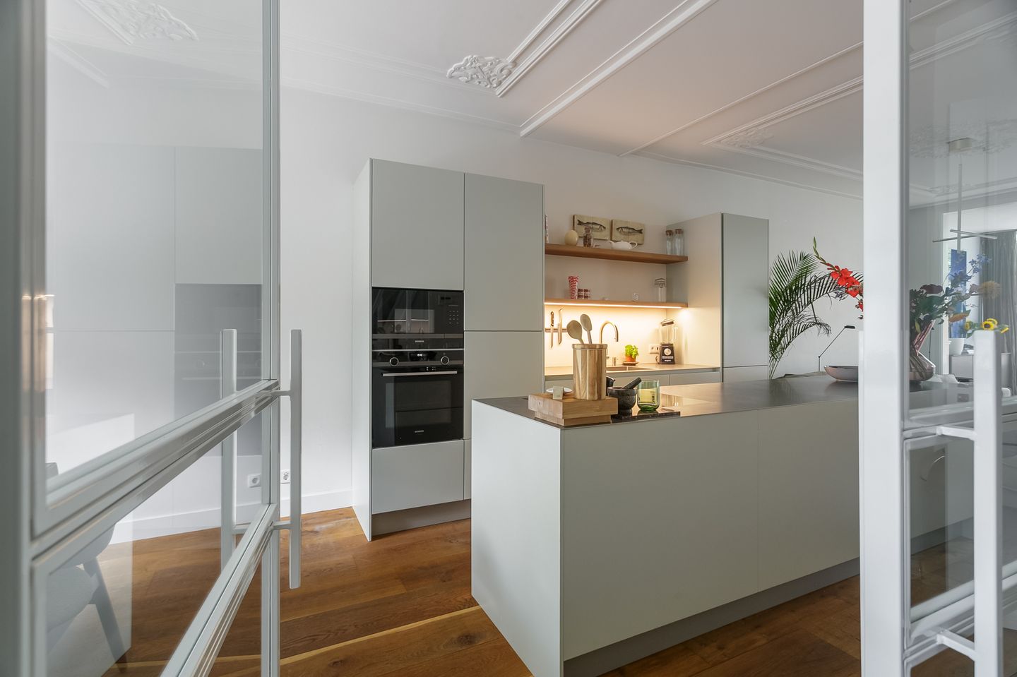 Foto 19 van Middenweg 135-H