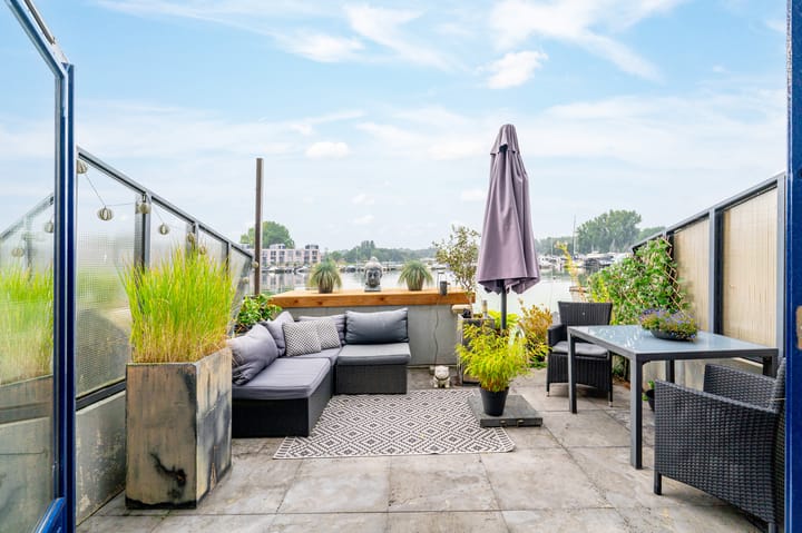 Photo 3 of Aquamarin 57