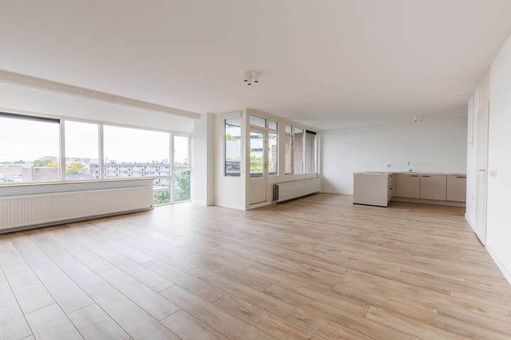 Foto 13 van Helfrichstraat 43