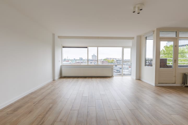 Foto 14 van Helfrichstraat 43