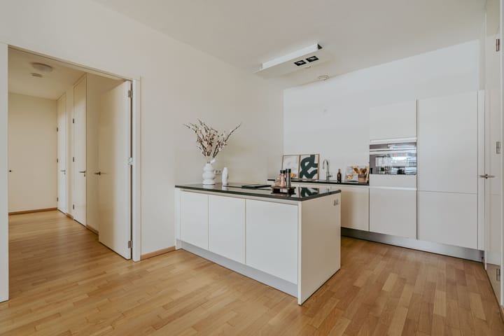 Photo 2 of Gustav Mahlerlaan 212