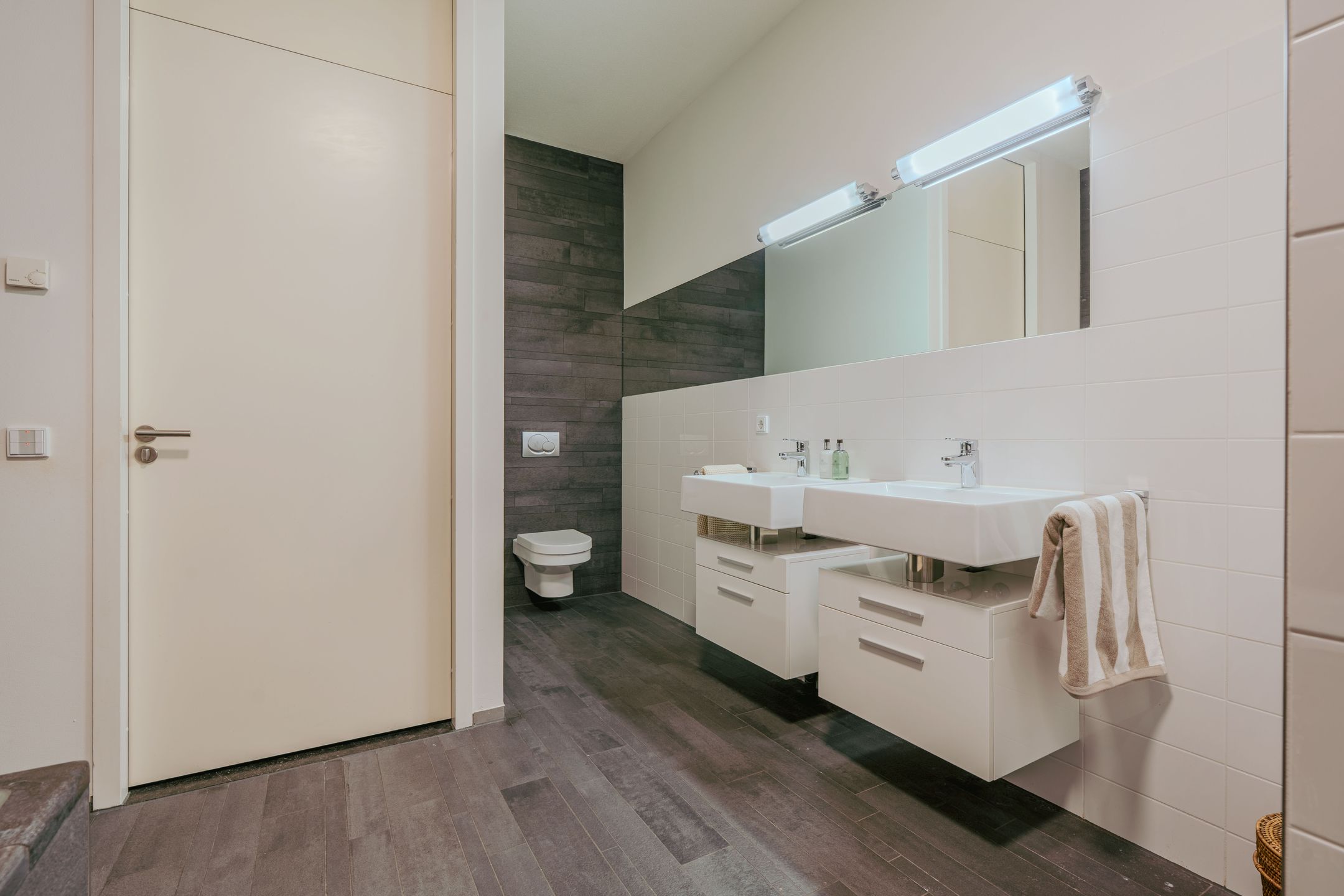 Photo 30 of Gustav Mahlerlaan 212