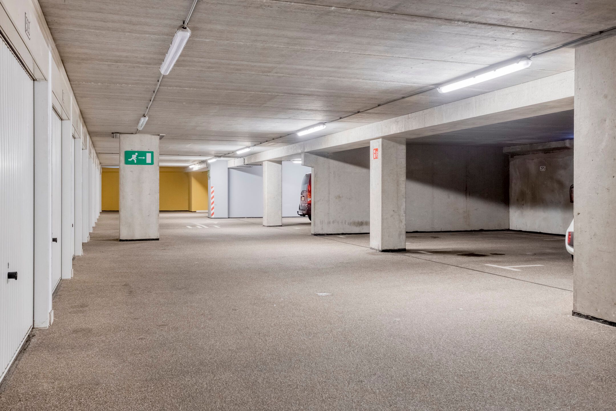 Foto 21 van Van Eesterenplein 287