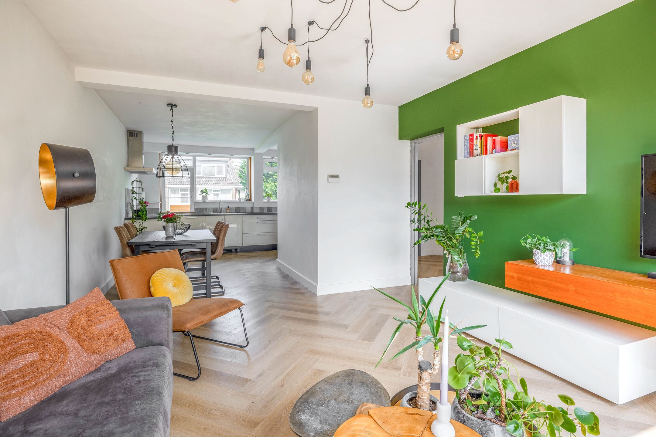 Photo 12 of Miltonstraat 105