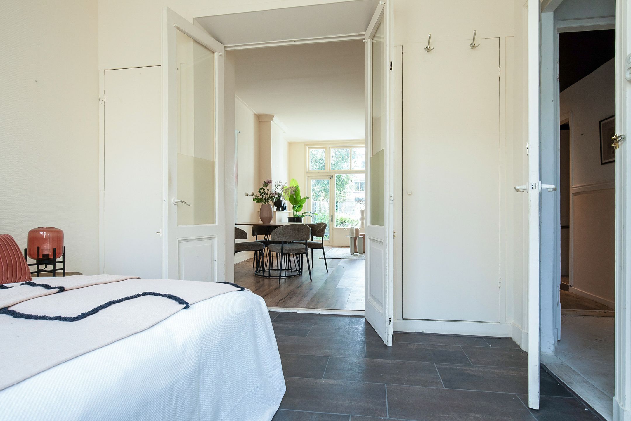 Photo 3 of Teding van Berkhoutstraat 16-ZW