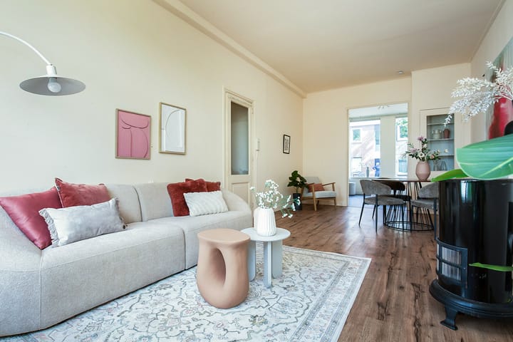 Photo 5 of Teding van Berkhoutstraat 16-ZW