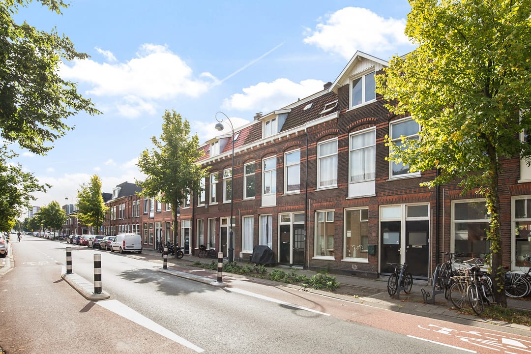 Photo 8 of Teding van Berkhoutstraat 16-ZW