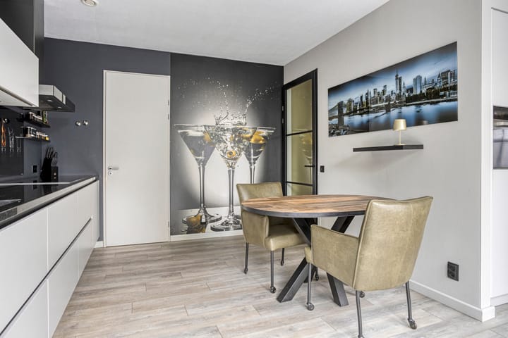 Foto 16 van Jan Romeinstraat 40