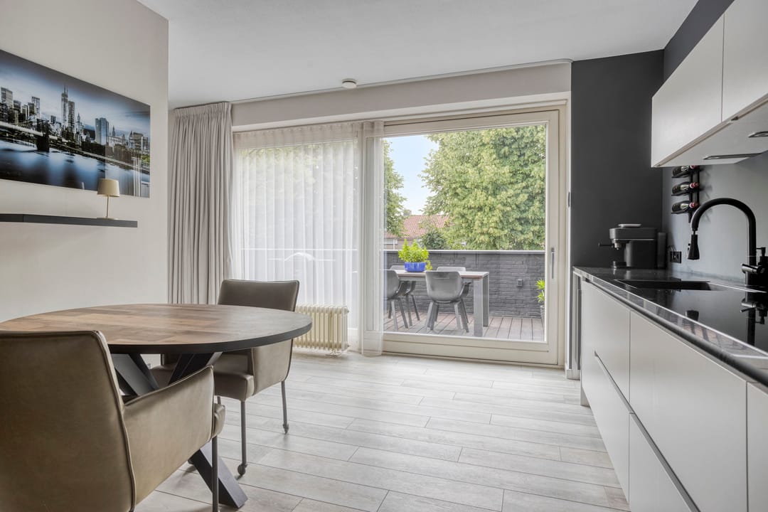 Foto 17 van Jan Romeinstraat 40