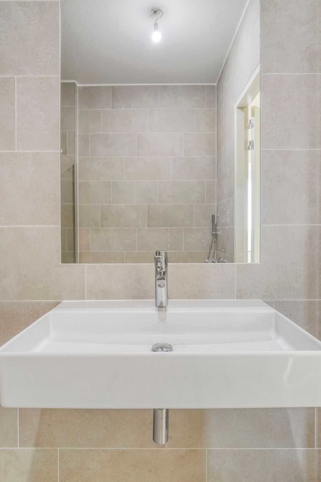 Foto 8 van Bercylaan 419