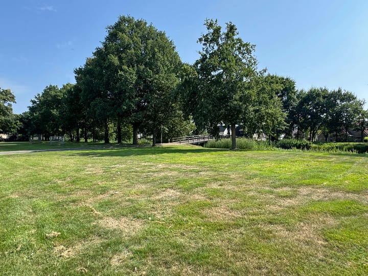 Foto 11 van E E G laan 17