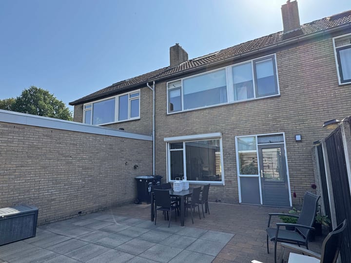 Foto 12 van E E G laan 17