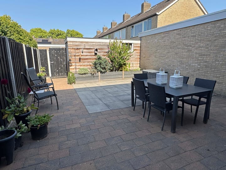 Foto 13 van E E G laan 17