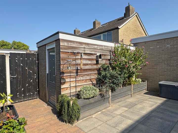 Foto 2 van E E G laan 17