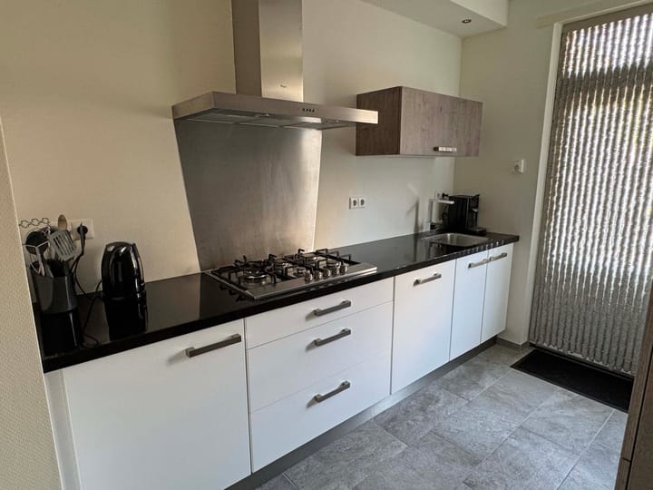 Foto 4 van E E G laan 17