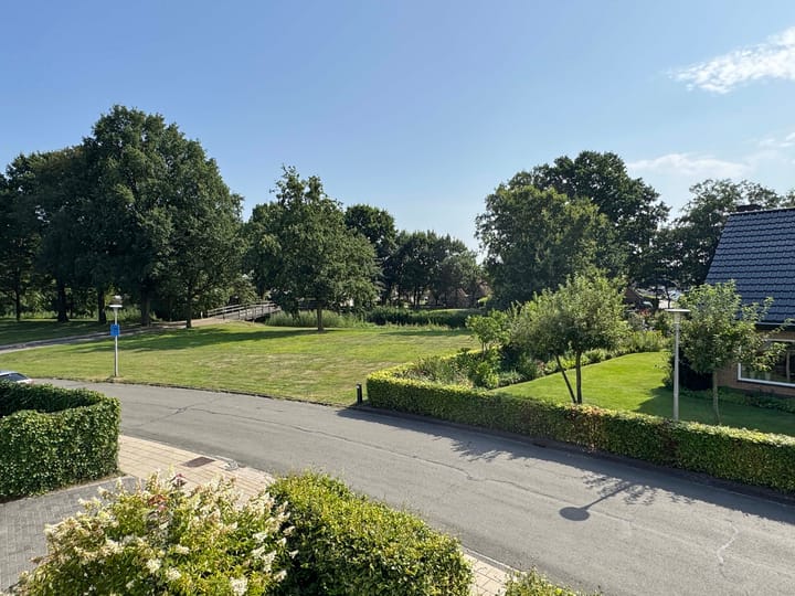 Foto 24 van E E G laan 17