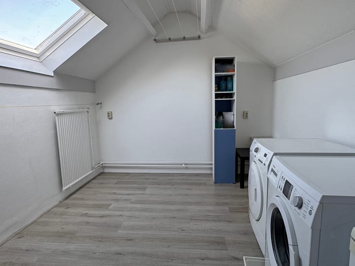 Foto 25 van E E G laan 17