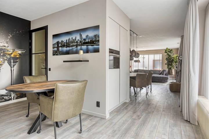 Foto 23 van Jan Romeinstraat 40