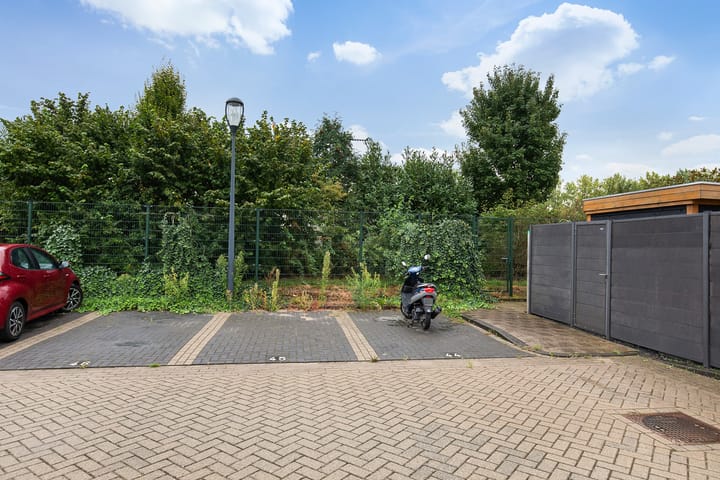 Foto 33 van Charles Brandonlaan 44