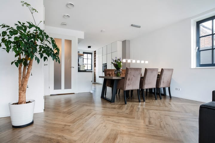 Foto 3 van Charles Brandonlaan 44