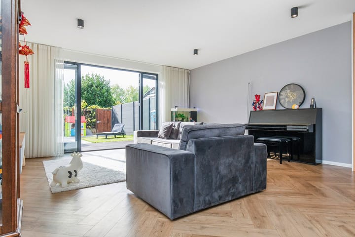 Foto 9 van Charles Brandonlaan 44