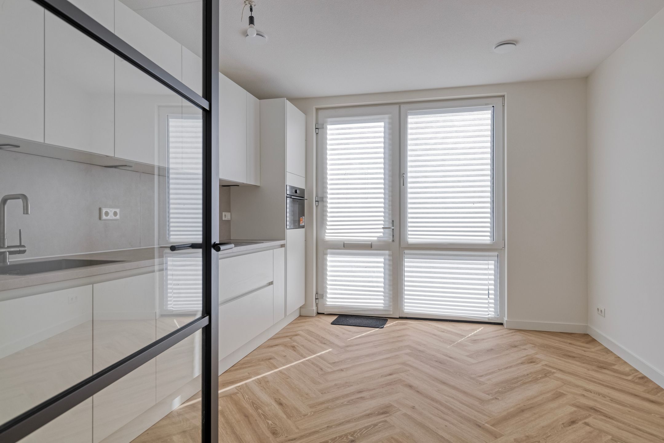 Foto 6 van Helen Suzmanhof 14