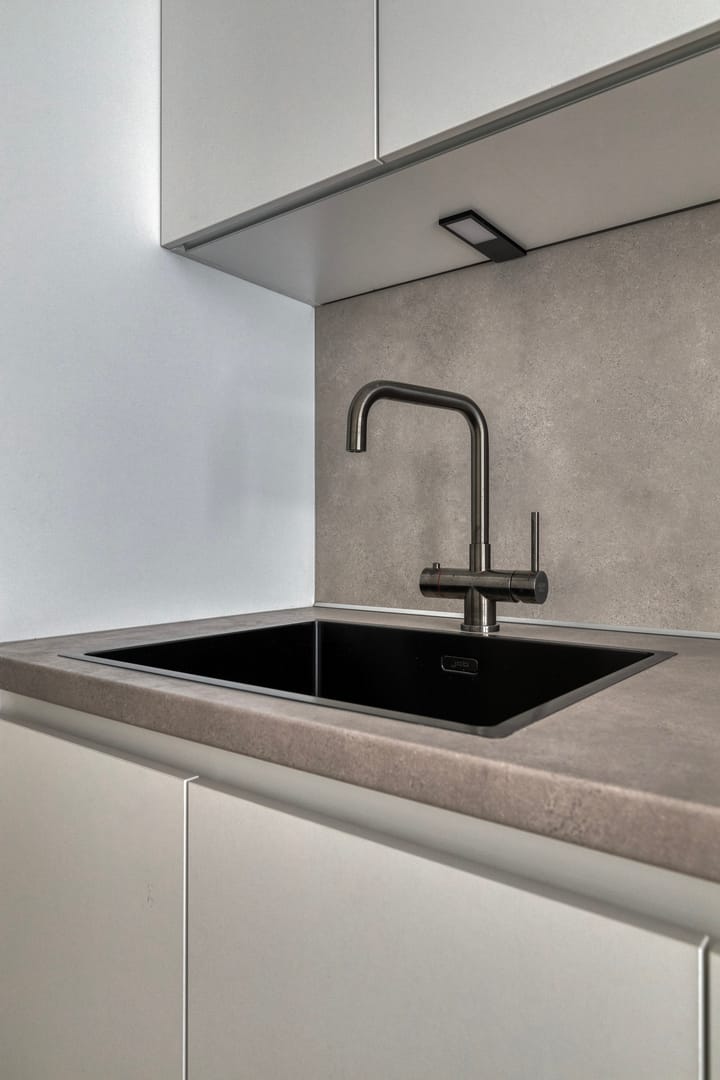 Photo 42 of Helen Suzmanhof 14