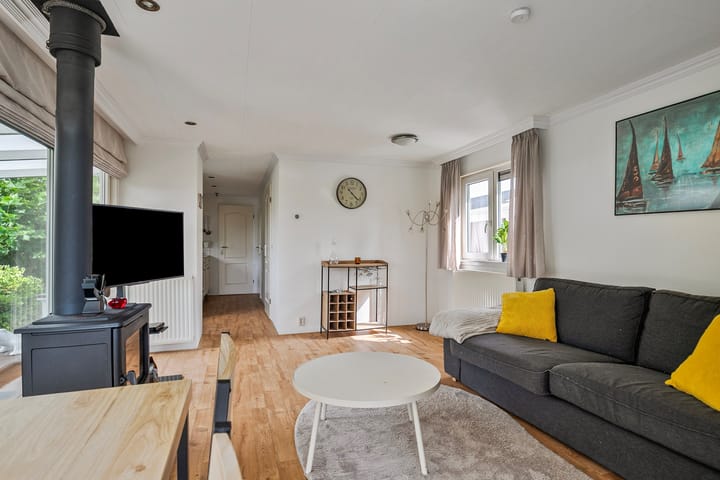 Foto 5 van Rijksstraatweg 186-611