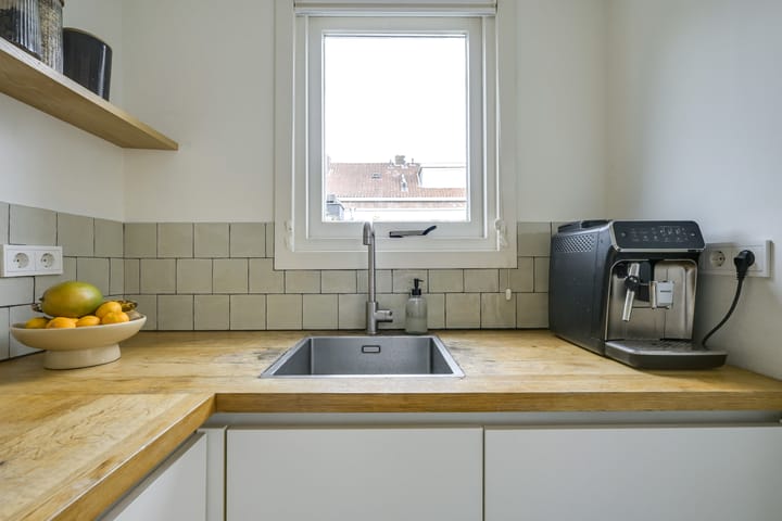 Foto 16 van Ampèrestraat 69