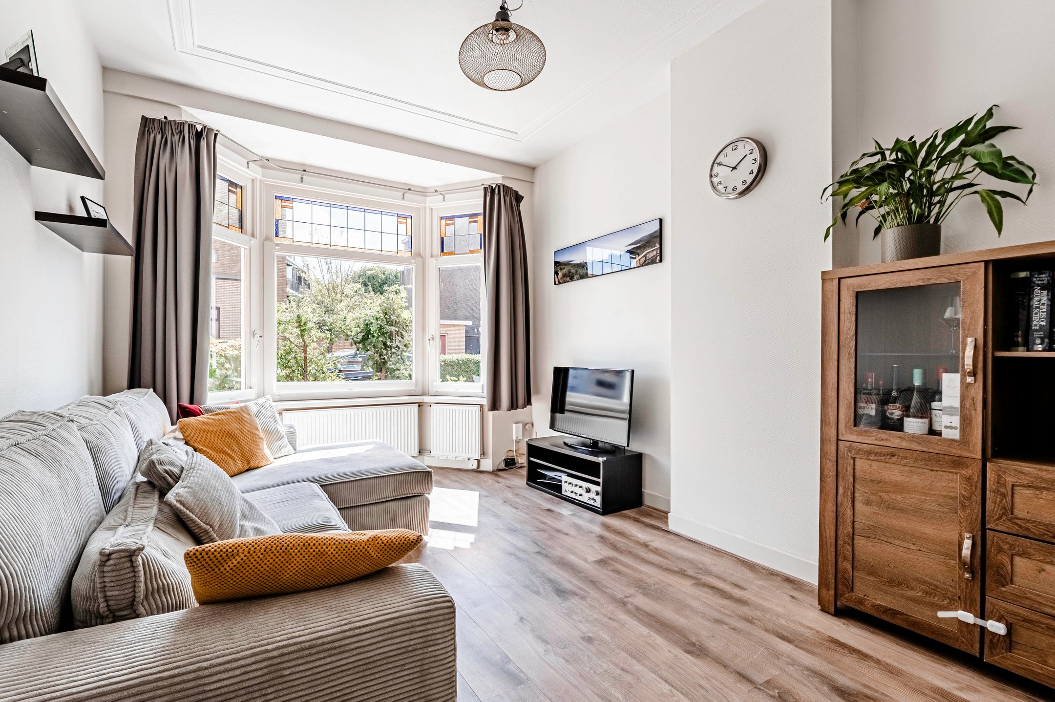 Foto 6 van Amandelstraat 11