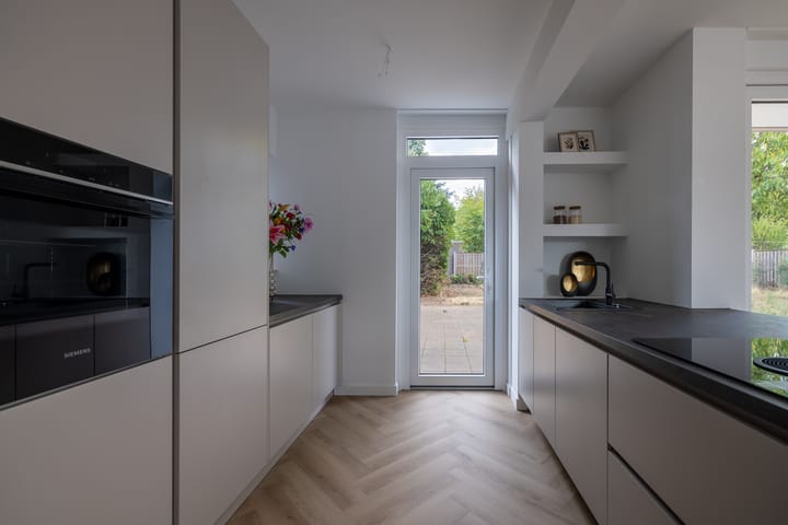 Photo 21 of Olmstraat 44