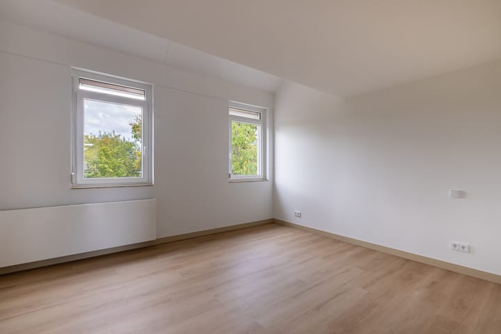 Photo 28 of Olmstraat 44