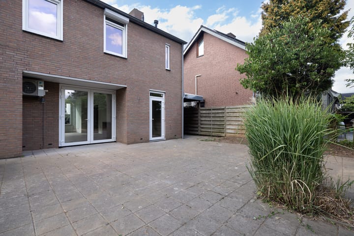 Photo 52 of Olmstraat 44