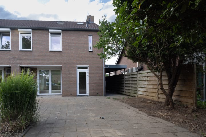 Photo 53 of Olmstraat 44