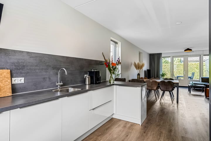 Photo 15 of Katwijk 16