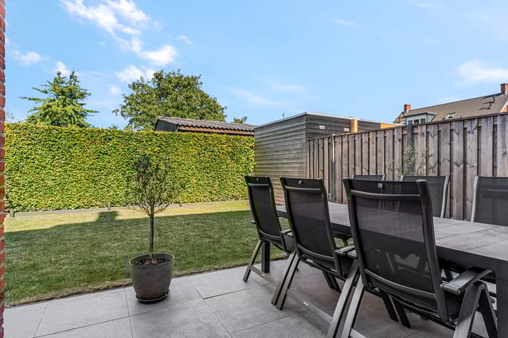 Photo 33 of Katwijk 16