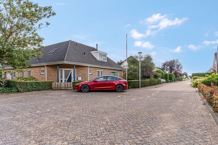 Photo 42 of Katwijk 16