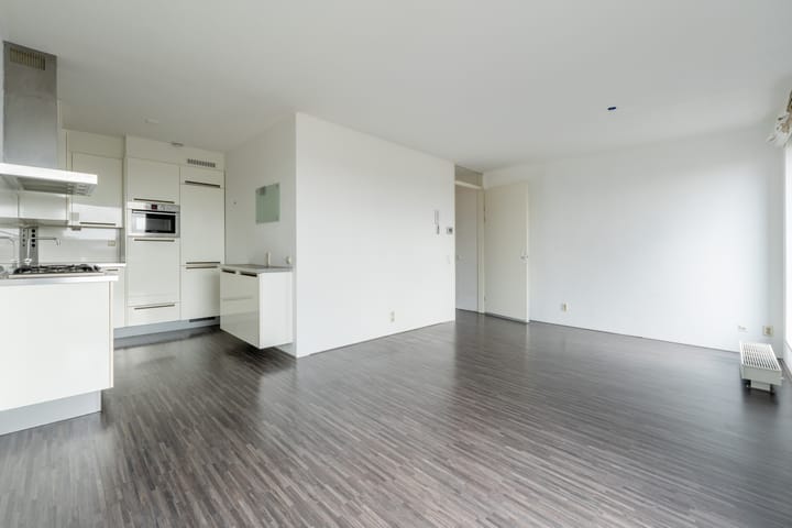 Foto 2 van Bouwe Landlaan 84